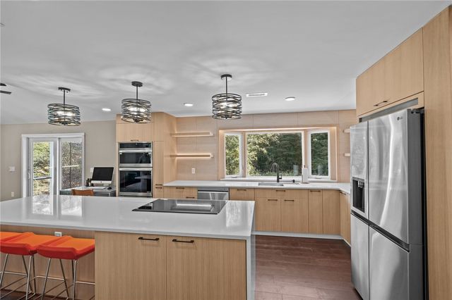 37 Dye Hill Road, Hopkinton, RI 02832