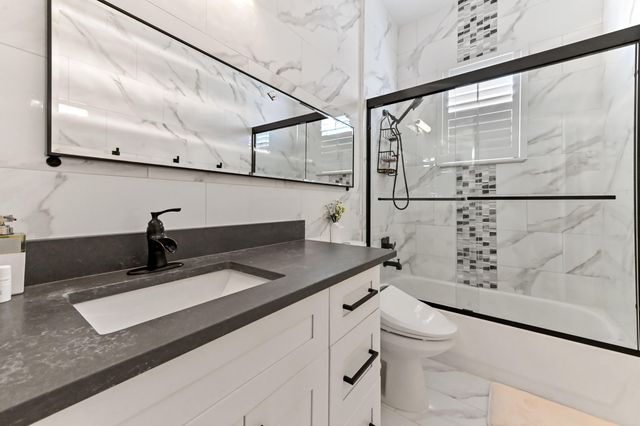 4453 N San Andros, West Palm Beach, FL 33411