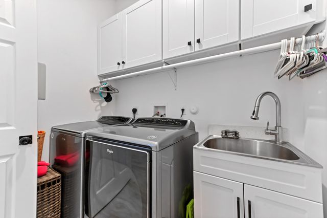 4453 N San Andros, West Palm Beach, FL 33411