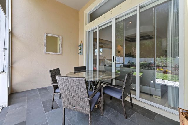 4453 N San Andros, West Palm Beach, FL 33411