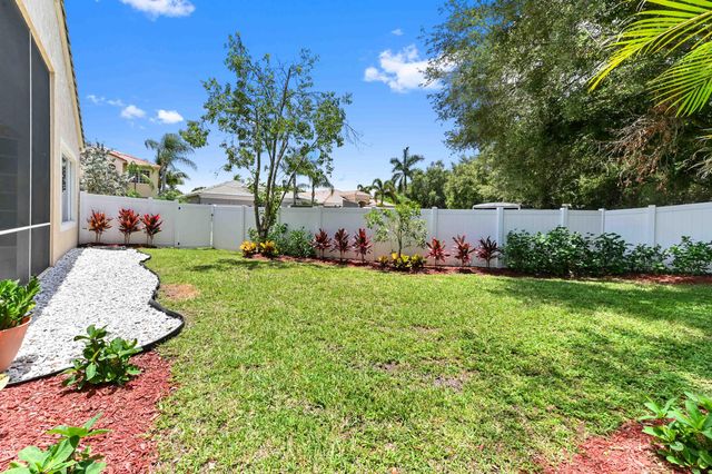 4453 N San Andros, West Palm Beach, FL 33411
