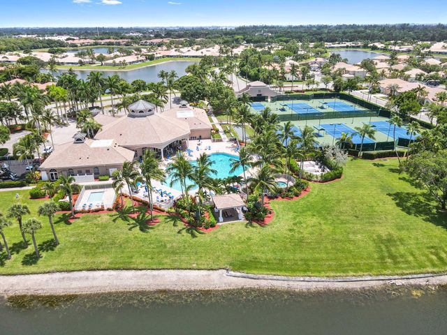 4453 N San Andros, West Palm Beach, FL 33411