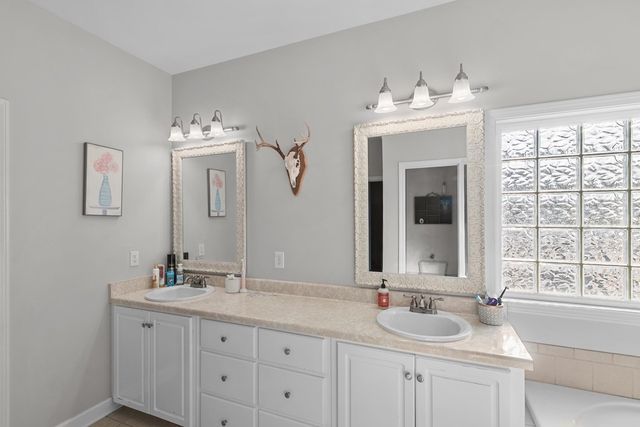 711 Strickland Rd., Headland, AL 36345