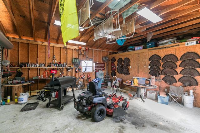 711 Strickland Rd., Headland, AL 36345