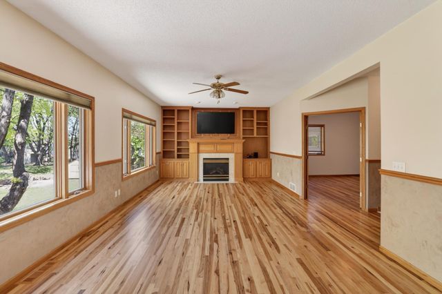 17745 Flagstaff Avenue, Farmington, MN 55024