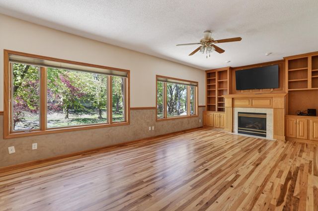 17745 Flagstaff Avenue, Farmington, MN 55024