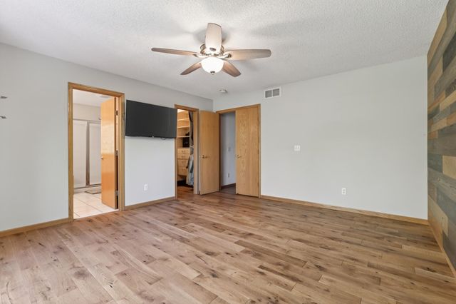 17745 Flagstaff Avenue, Farmington, MN 55024