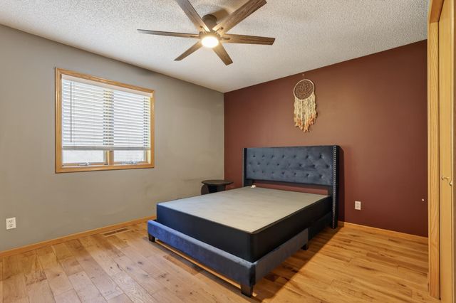 17745 Flagstaff Avenue, Farmington, MN 55024