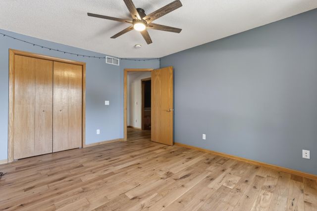 17745 Flagstaff Avenue, Farmington, MN 55024