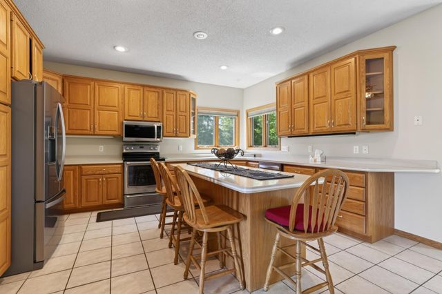 17745 Flagstaff Avenue, Farmington, MN 55024