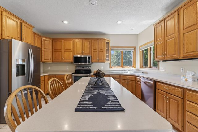 17745 Flagstaff Avenue, Farmington, MN 55024