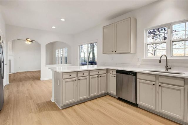 5520 Village Trace, Union City, GA 30291