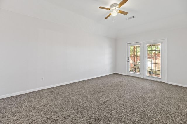 18210 Beaverdell Drive, Tomball, TX 77377