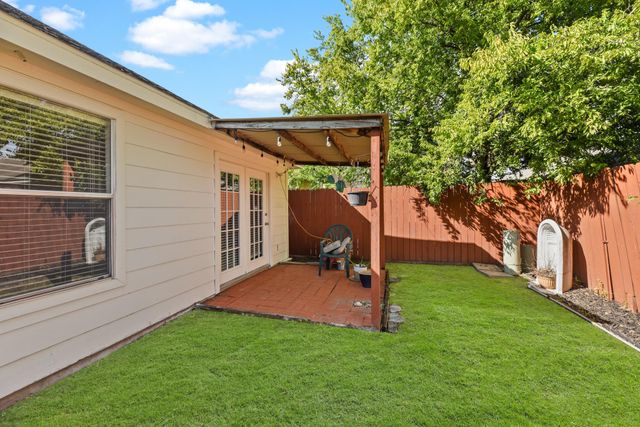 18210 Beaverdell Drive, Tomball, TX 77377