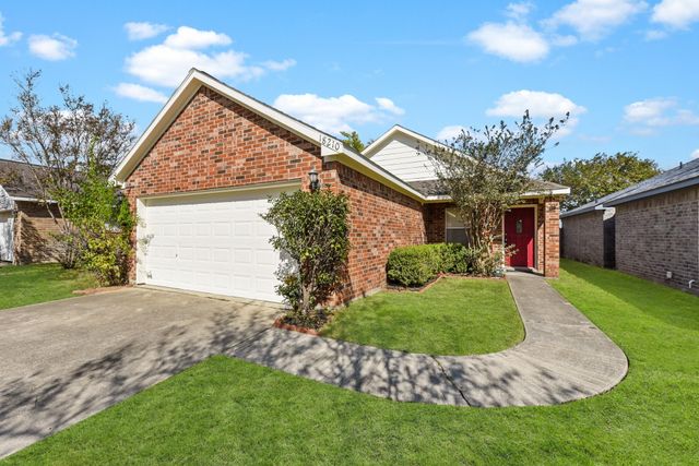 18210 Beaverdell Drive, Tomball, TX 77377