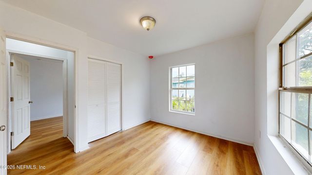 3736 PINE VIEW Circle, Jacksonville, FL 32207