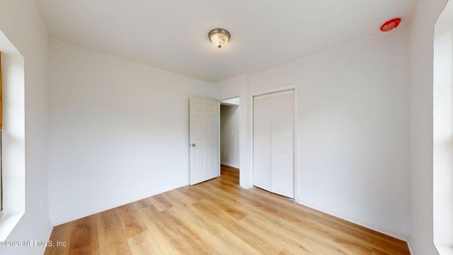3736 PINE VIEW Circle, Jacksonville, FL 32207