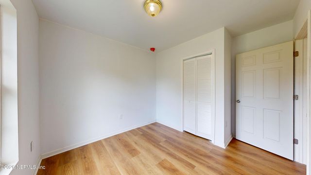 3736 PINE VIEW Circle, Jacksonville, FL 32207