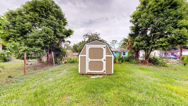 3736 PINE VIEW Circle, Jacksonville, FL 32207