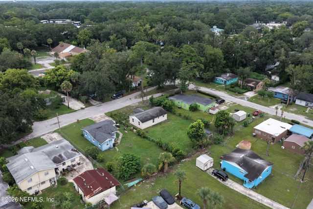 3736 PINE VIEW Circle, Jacksonville, FL 32207