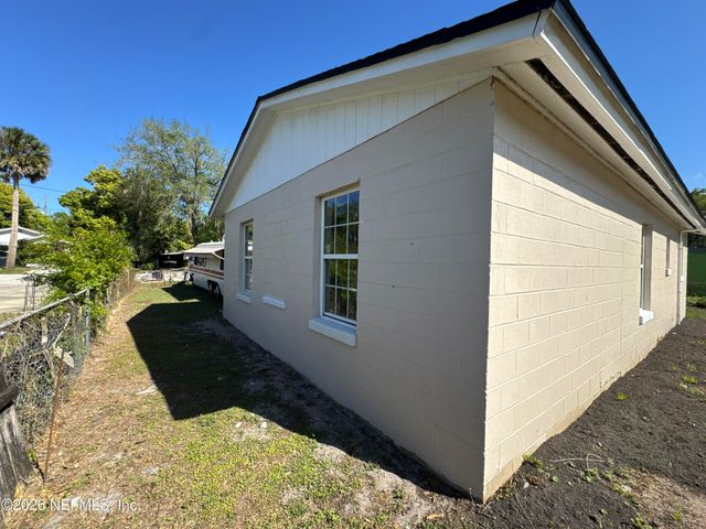 3736 PINE VIEW Circle, Jacksonville, FL 32207