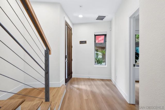 465 S Cleveland St 103, Oceanside, CA 92054