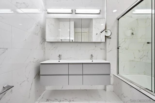 465 S Cleveland St 103, Oceanside, CA 92054