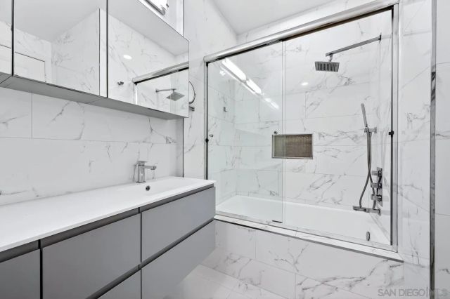 465 S Cleveland St 103, Oceanside, CA 92054