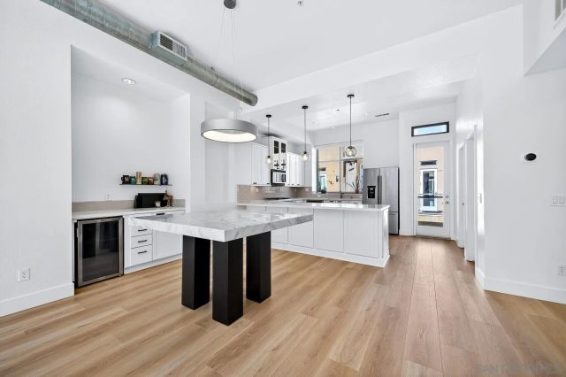 465 S Cleveland St 103, Oceanside, CA 92054