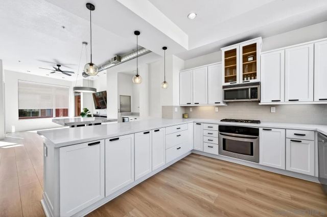 465 S Cleveland St 103, Oceanside, CA 92054