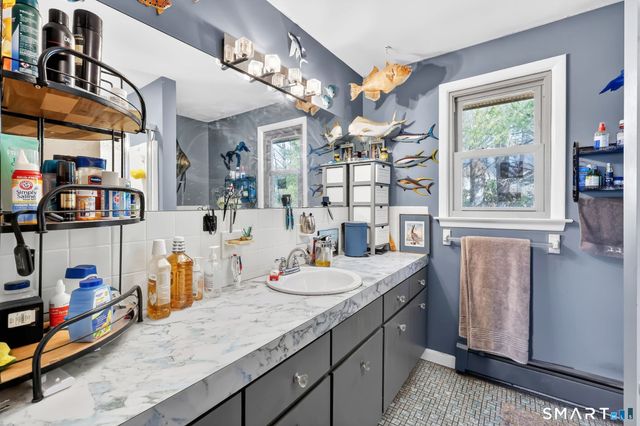 11 Mara Trail, South Windsor, CT 06074