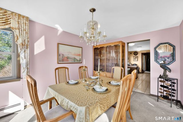 11 Mara Trail, South Windsor, CT 06074