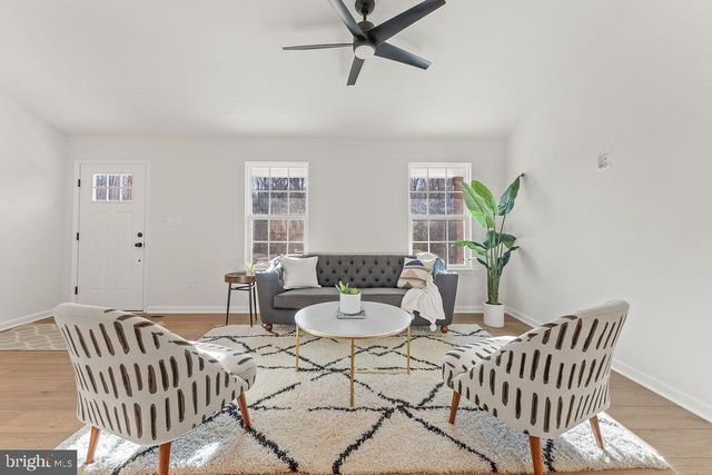 5531 HAMS FORD RD, Woodford, VA 22580