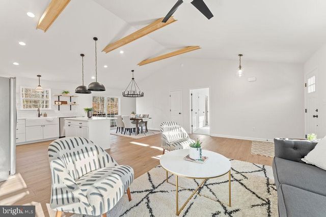 5531 HAMS FORD RD, Woodford, VA 22580