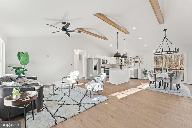 5531 HAMS FORD RD, Woodford, VA 22580