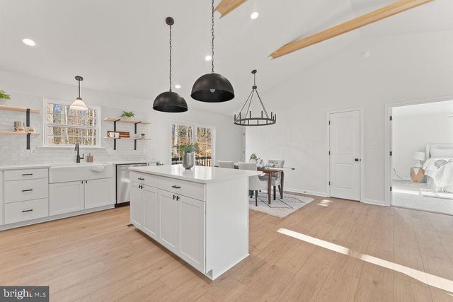 5531 HAMS FORD RD, Woodford, VA 22580