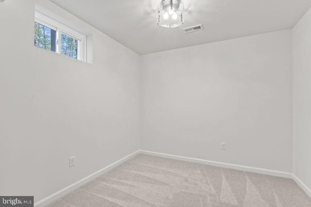 5531 HAMS FORD RD, Woodford, VA 22580