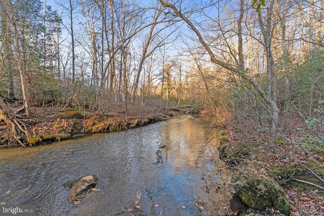 5531 HAMS FORD RD, Woodford, VA 22580