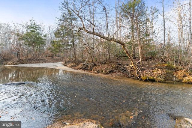 5531 HAMS FORD RD, Woodford, VA 22580