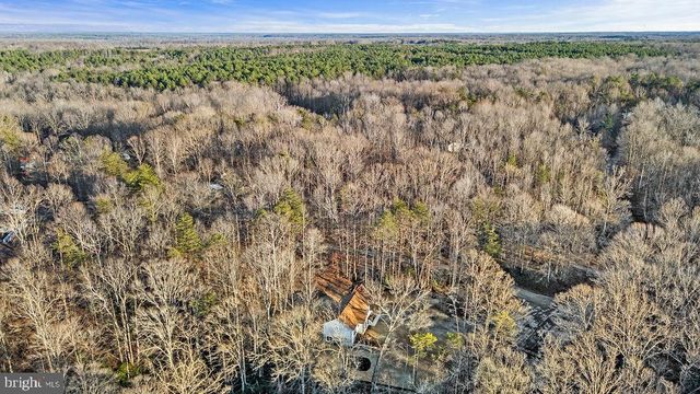 5531 HAMS FORD RD, Woodford, VA 22580