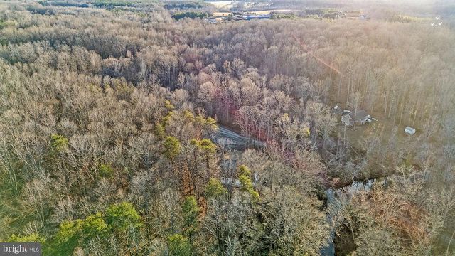 5531 HAMS FORD RD, Woodford, VA 22580