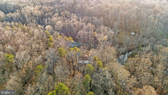 5531 HAMS FORD RD, Woodford, VA 22580