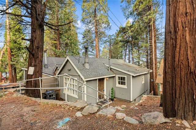25616 Hi Lane, Twin Peaks, CA 92391