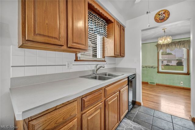 710 Bayridge Boulevard, Willowick, OH 44095