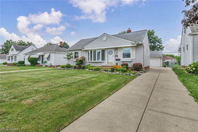 710 Bayridge Boulevard, Willowick, OH 44095