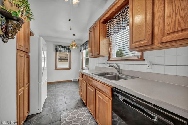 710 Bayridge Boulevard, Willowick, OH 44095