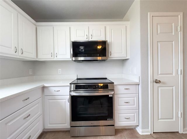 2310 Redfish Drive, Texas City, TX 77591