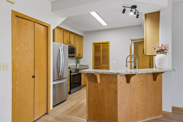 4201 Merrimac Lane N 91, Plymouth, MN 55446