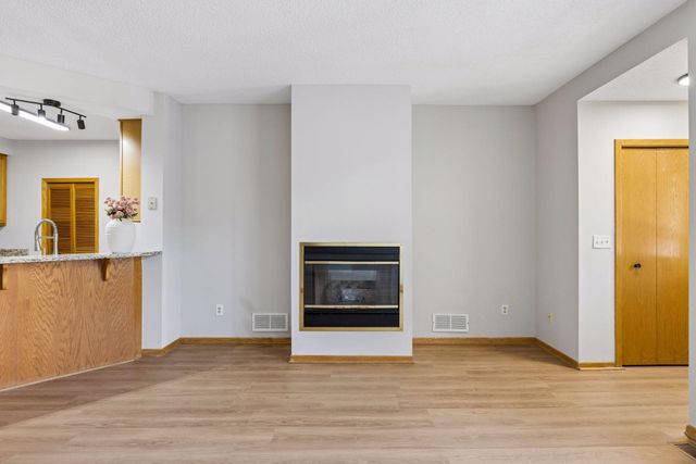 4201 Merrimac Lane N 91, Plymouth, MN 55446