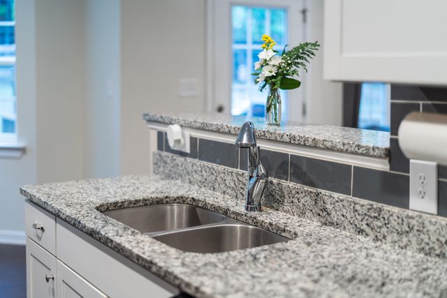 10 ZEPHYR RD, Palmyra, VA 22963